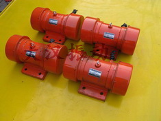 YZS振動(dòng)電機(jī):激振能力強(qiáng)，拆卸方便。