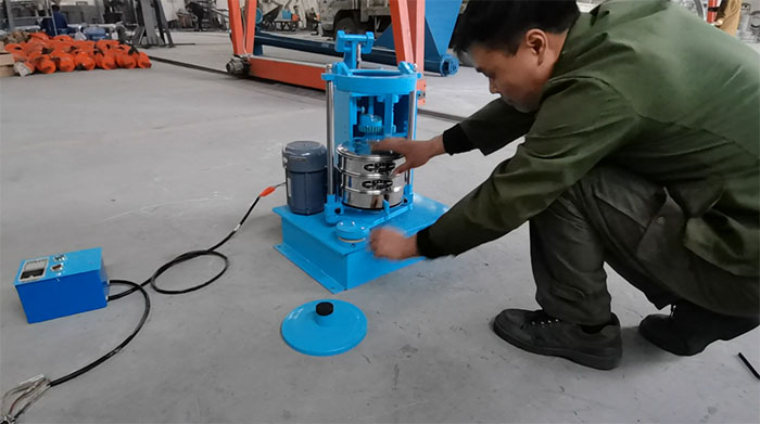 標準振篩機使用注意事項。